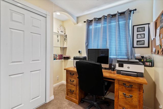 2377 W 2120 N, Clinton, UT 84015