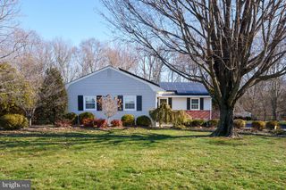 174 HICKORY CORNER RD, Hightstown, NJ 08520