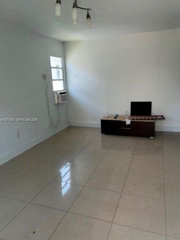 213 SW 11th Street A, Dania Beach, FL 33004