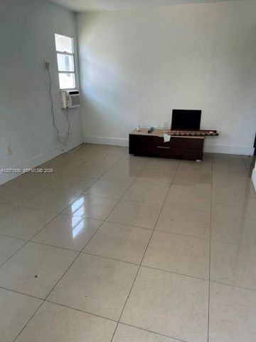 213 SW 11th Street A, Dania Beach, FL 33004