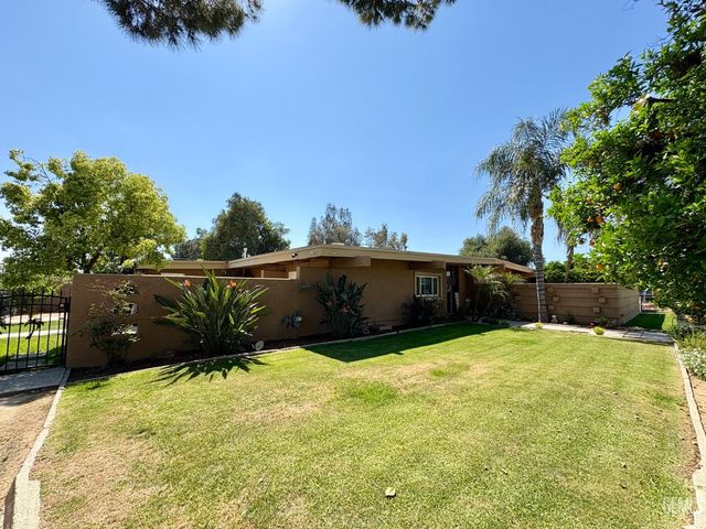5025 Fillmore Avenue, Bakersfield, CA 93306
