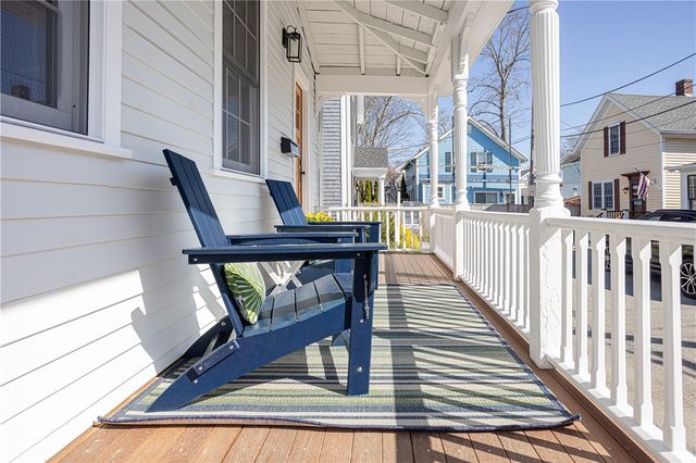 4 Gladding Court, Newport, RI 02840
