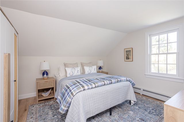 4 Gladding Court, Newport, RI 02840