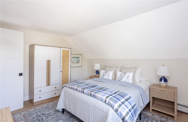 4 Gladding Court, Newport, RI 02840