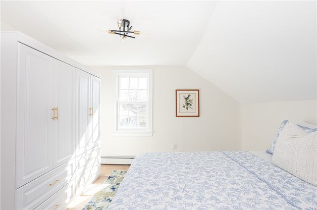 4 Gladding Court, Newport, RI 02840