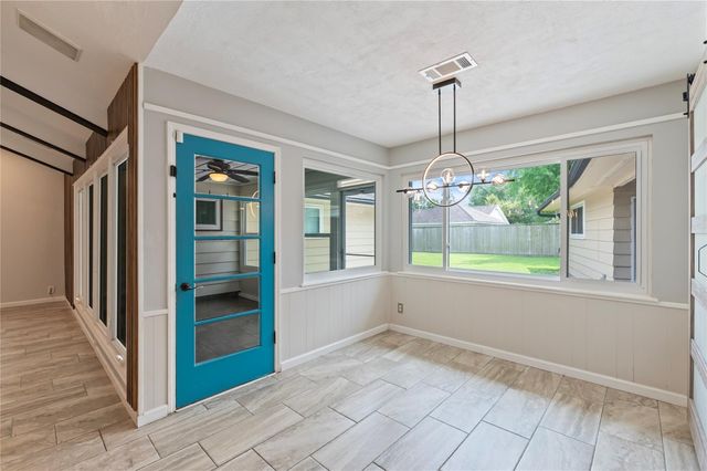 4034 Shady Springs Drive, Seabrook, TX 77586