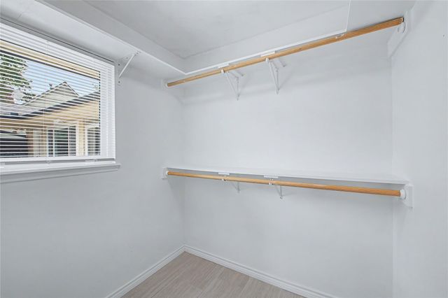 4034 Shady Springs Drive, Seabrook, TX 77586