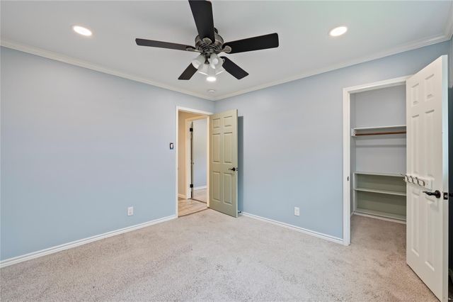 4034 Shady Springs Drive, Seabrook, TX 77586