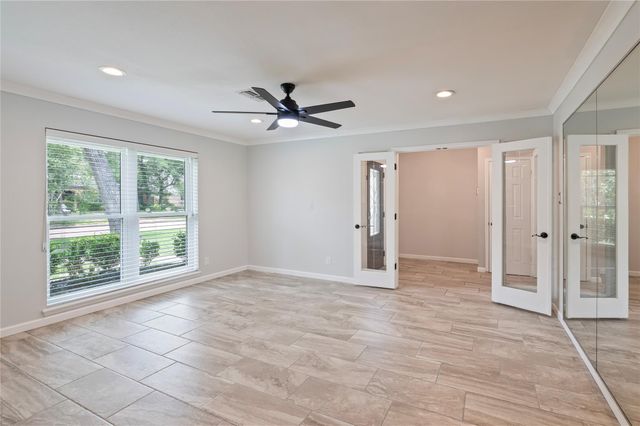 4034 Shady Springs Drive, Seabrook, TX 77586