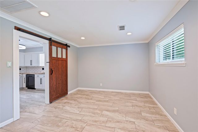 4034 Shady Springs Drive, Seabrook, TX 77586