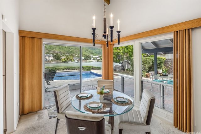 6889 Niumalu Loop, Honolulu, HI 96825