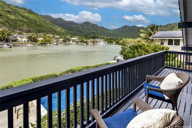 6889 Niumalu Loop, Honolulu, HI 96825