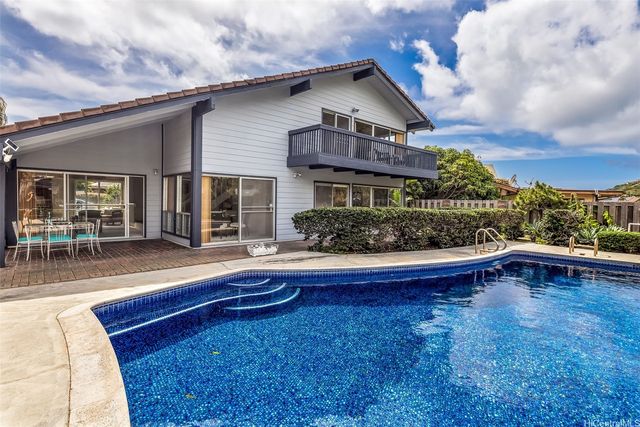 6889 Niumalu Loop, Honolulu, HI 96825