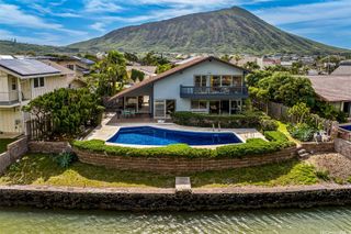 6889 Niumalu Loop, Honolulu, HI 96825