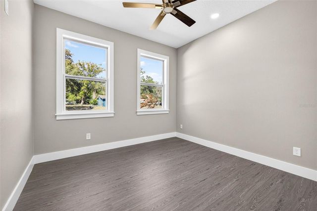 284 ROOSEVELT AVENUE, Masaryktown, FL 34604