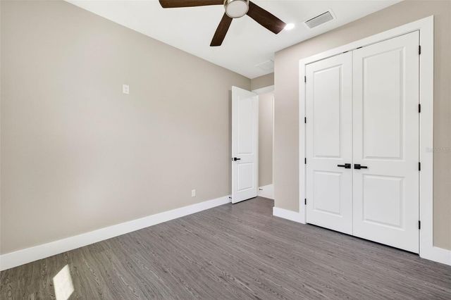 284 ROOSEVELT AVENUE, Masaryktown, FL 34604