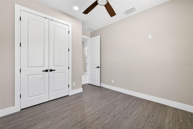 284 ROOSEVELT AVENUE, Masaryktown, FL 34604