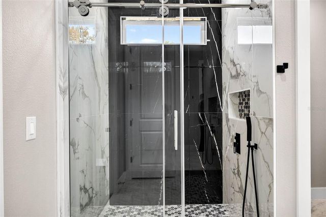 284 ROOSEVELT AVENUE, Masaryktown, FL 34604