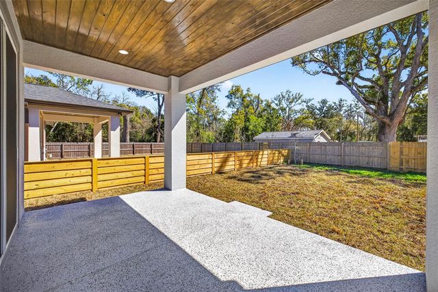 284 ROOSEVELT AVENUE, Masaryktown, FL 34604