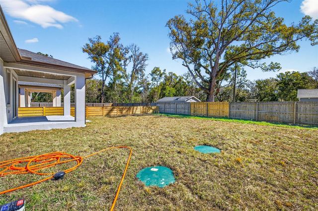 284 ROOSEVELT AVENUE, Masaryktown, FL 34604