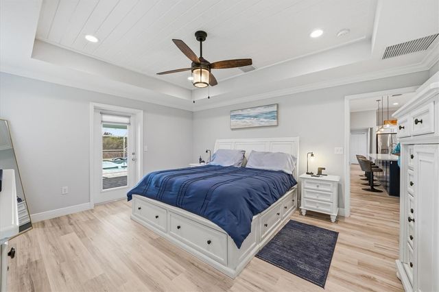 6165 1ST STREET SW, Vero Beach, FL 32968