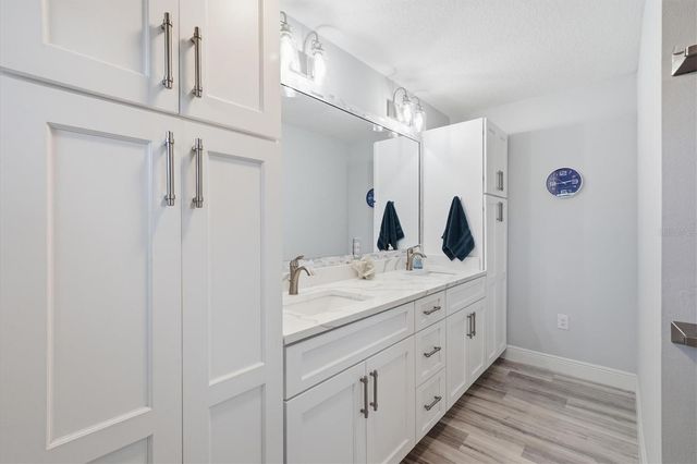 6165 1ST STREET SW, Vero Beach, FL 32968