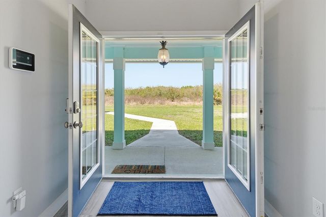 6165 1ST STREET SW, Vero Beach, FL 32968