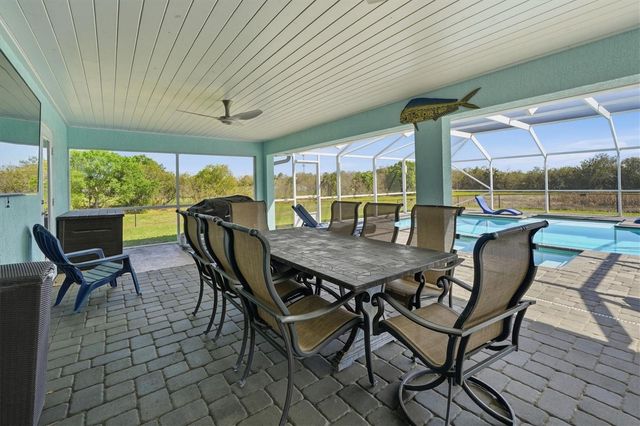 6165 1ST STREET SW, Vero Beach, FL 32968