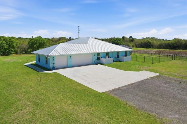 6165 1ST STREET SW, Vero Beach, FL 32968