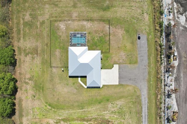 6165 1ST STREET SW, Vero Beach, FL 32968