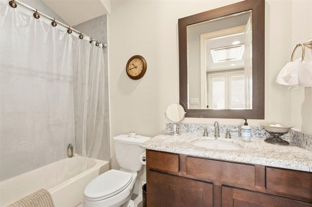 2705 Cohn Trail, Houston, TX 77007