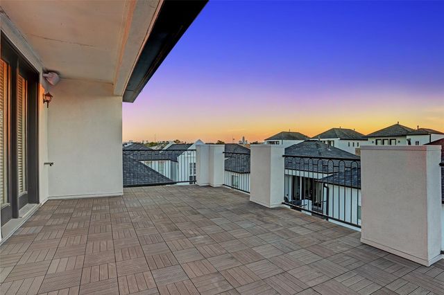 2705 Cohn Trail, Houston, TX 77007