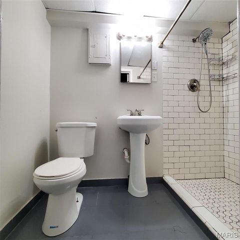 7018 Plateau Avenue, St Louis, MO 63117