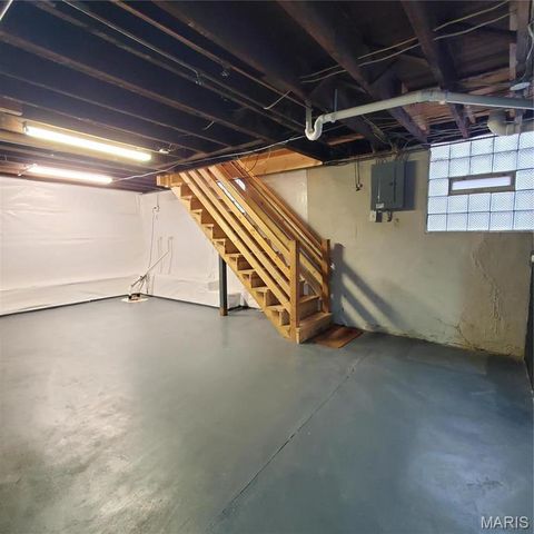 7018 Plateau Avenue, St Louis, MO 63117