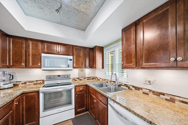 1205 56TH STREET W, Bradenton, FL 34209