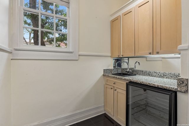228 W Mulberry Ave, San Antonio, TX 78212