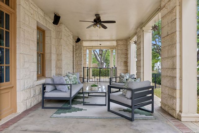 228 W Mulberry Ave, San Antonio, TX 78212
