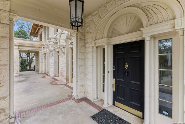 228 W Mulberry Ave, San Antonio, TX 78212