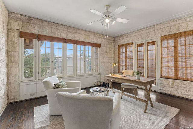 228 W Mulberry Ave, San Antonio, TX 78212