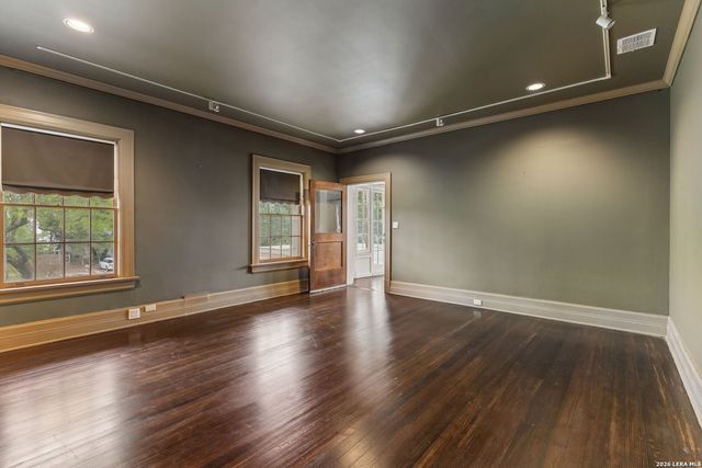 228 W Mulberry Ave, San Antonio, TX 78212