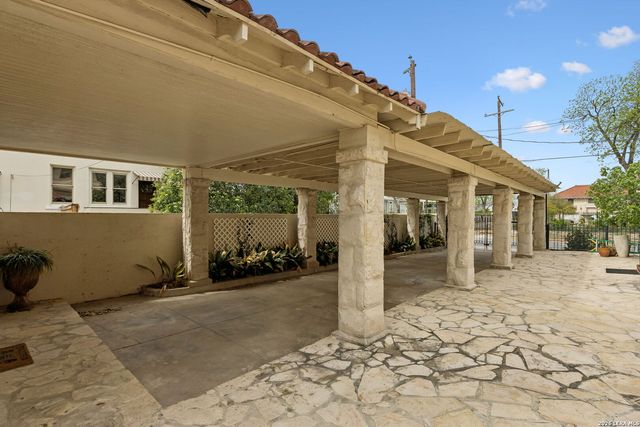 228 W Mulberry Ave, San Antonio, TX 78212