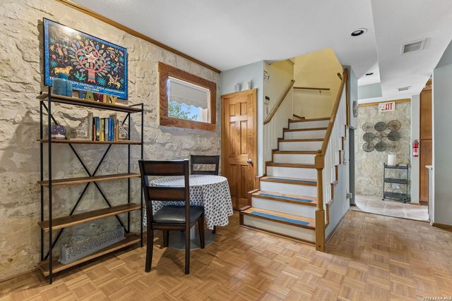 228 W Mulberry Ave, San Antonio, TX 78212