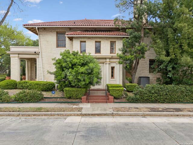 228 W Mulberry Ave, San Antonio, TX 78212