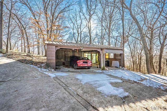 3512 E Rock Creek Road, Imperial, MO 63052