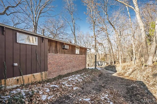 3512 E Rock Creek Road, Imperial, MO 63052