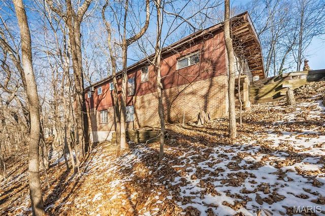 3512 E Rock Creek Road, Imperial, MO 63052