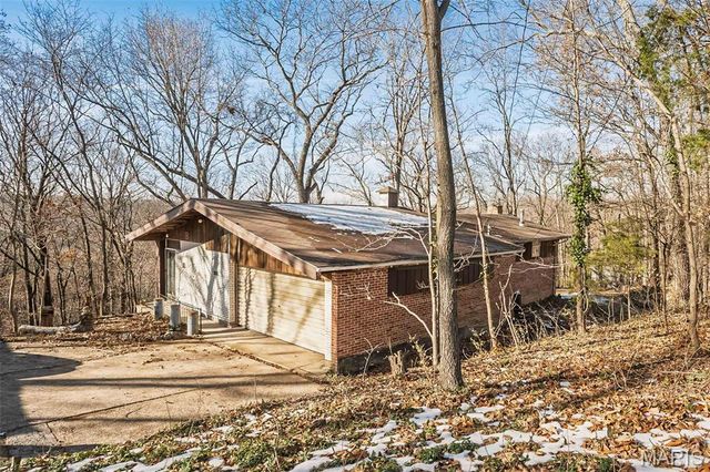 3512 E Rock Creek Road, Imperial, MO 63052