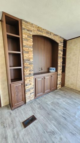 740 County Road 164, Boling, TX 77420