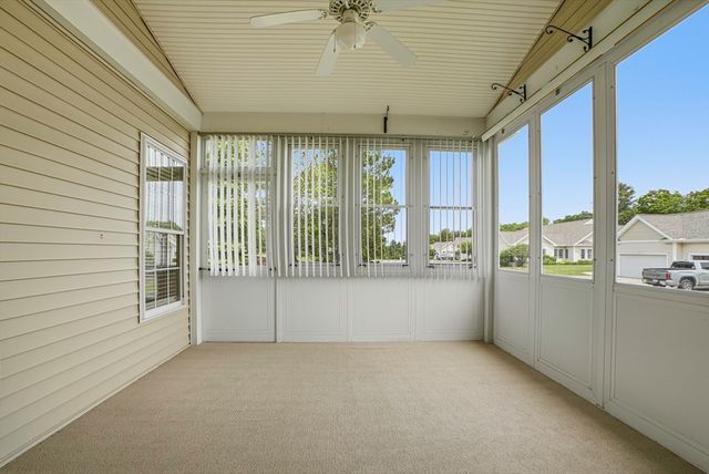 70 Orchard Meadow Dr 70, Shrewsbury, MA 01545
