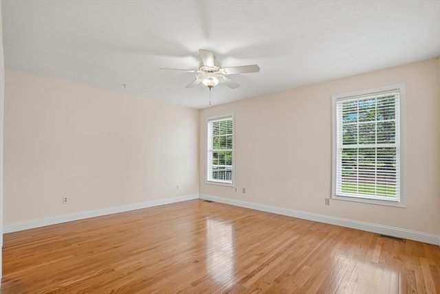 70 Orchard Meadow Dr 70, Shrewsbury, MA 01545